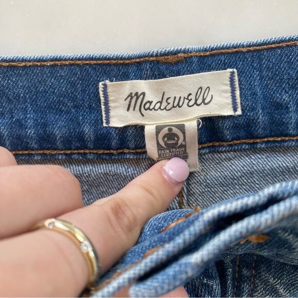 Madewell The Perfect Jean Shorts in Rayburn Wash Size 27 Gently Used - Picture 3 of 6
